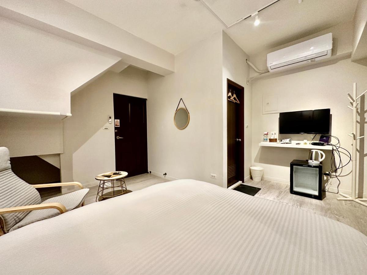 御旅 Inn Taichung Dış mekan fotoğraf