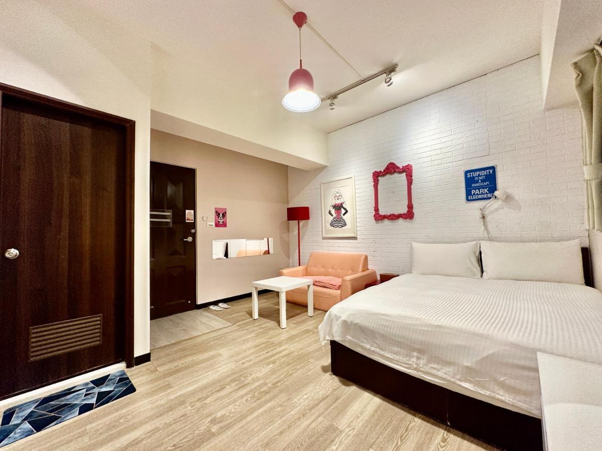 御旅 Inn Taichung Dış mekan fotoğraf