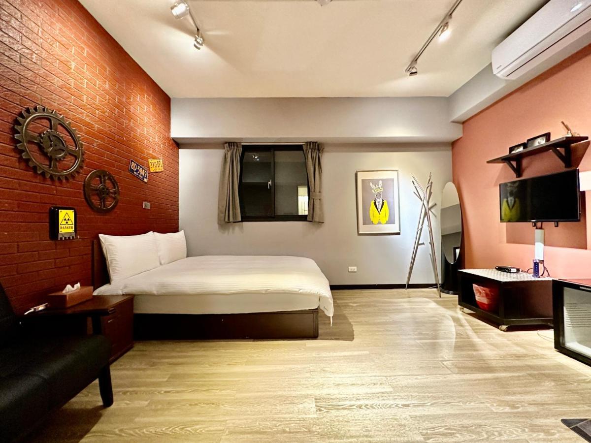 御旅 Inn Taichung Dış mekan fotoğraf