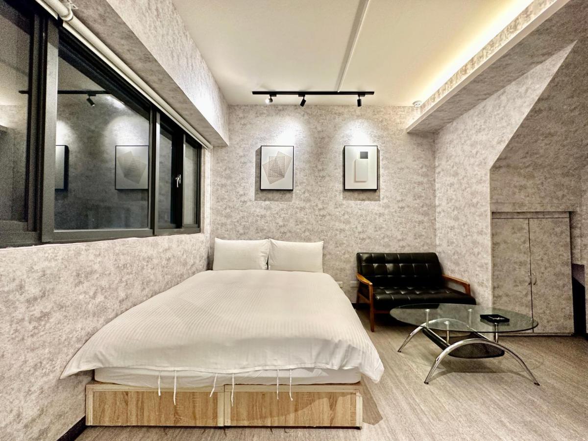 御旅 Inn Taichung Dış mekan fotoğraf