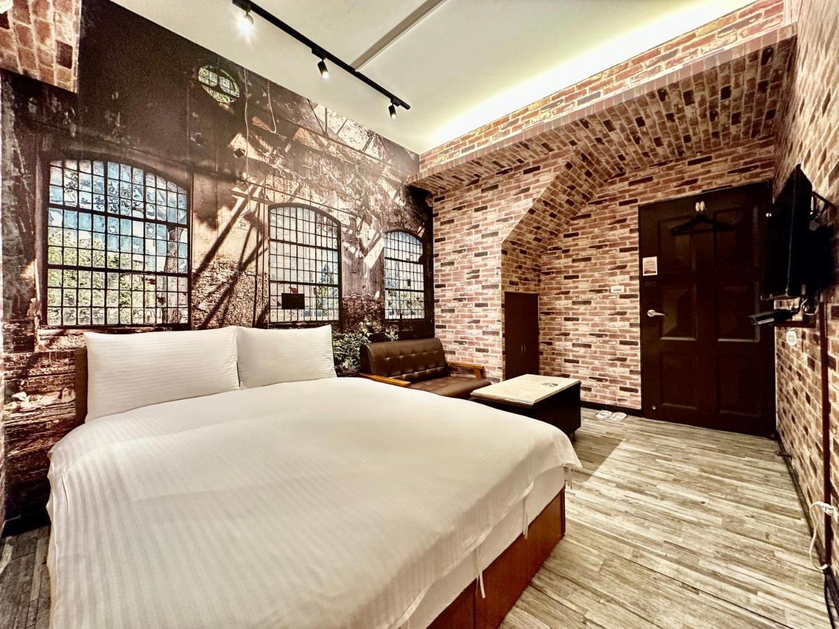 御旅 Inn Taichung Dış mekan fotoğraf