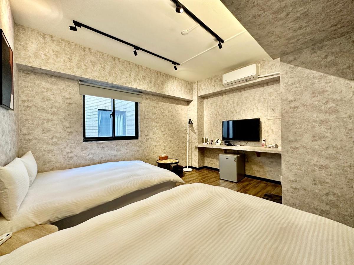 御旅 Inn Taichung Dış mekan fotoğraf