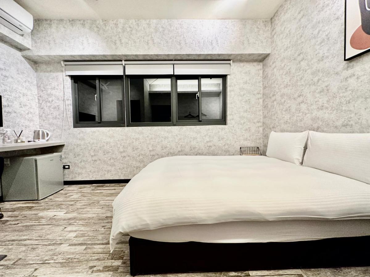 御旅 Inn Taichung Dış mekan fotoğraf