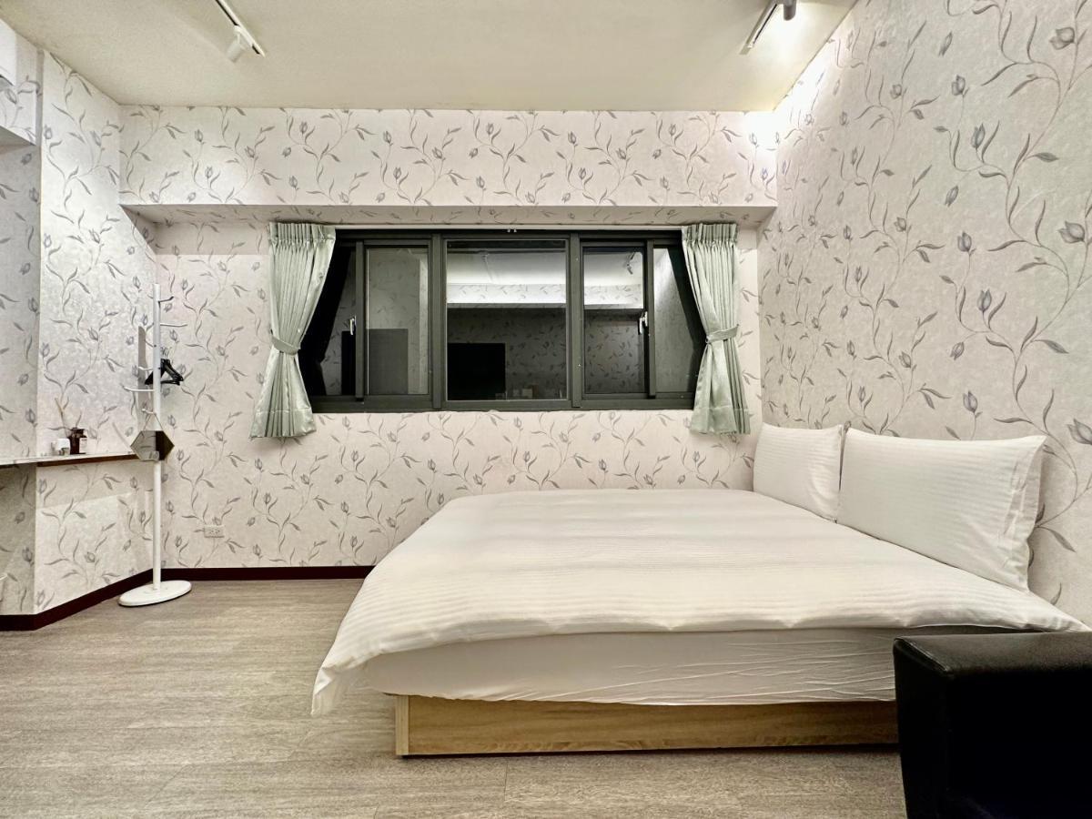 御旅 Inn Taichung Dış mekan fotoğraf