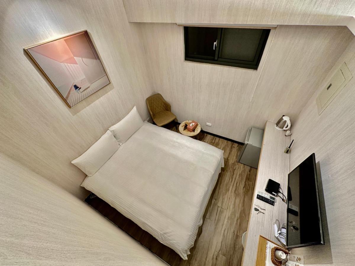 御旅 Inn Taichung Dış mekan fotoğraf
